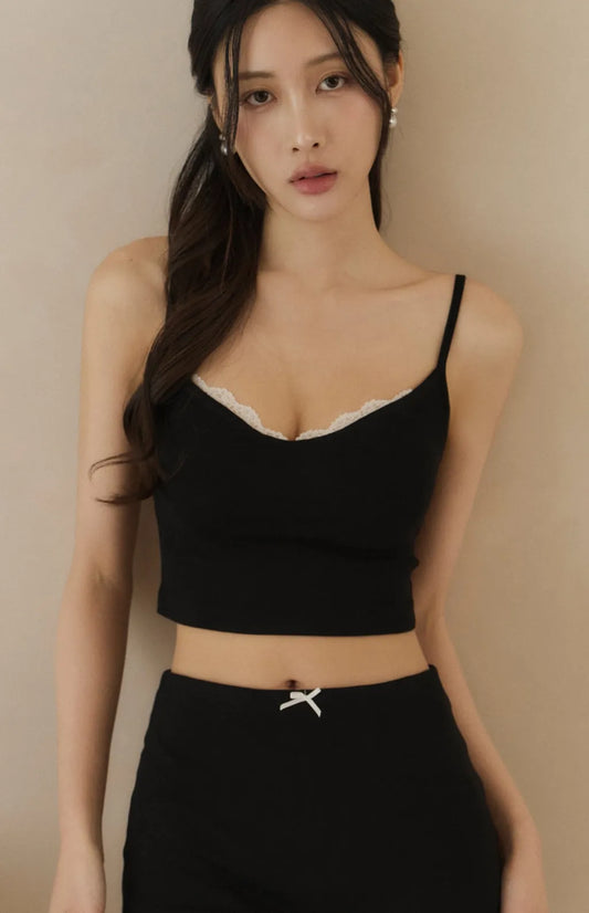 Lace-Trim V-Neck Cami Bra Top<br/>心機蕾絲V領細肩Bra Top