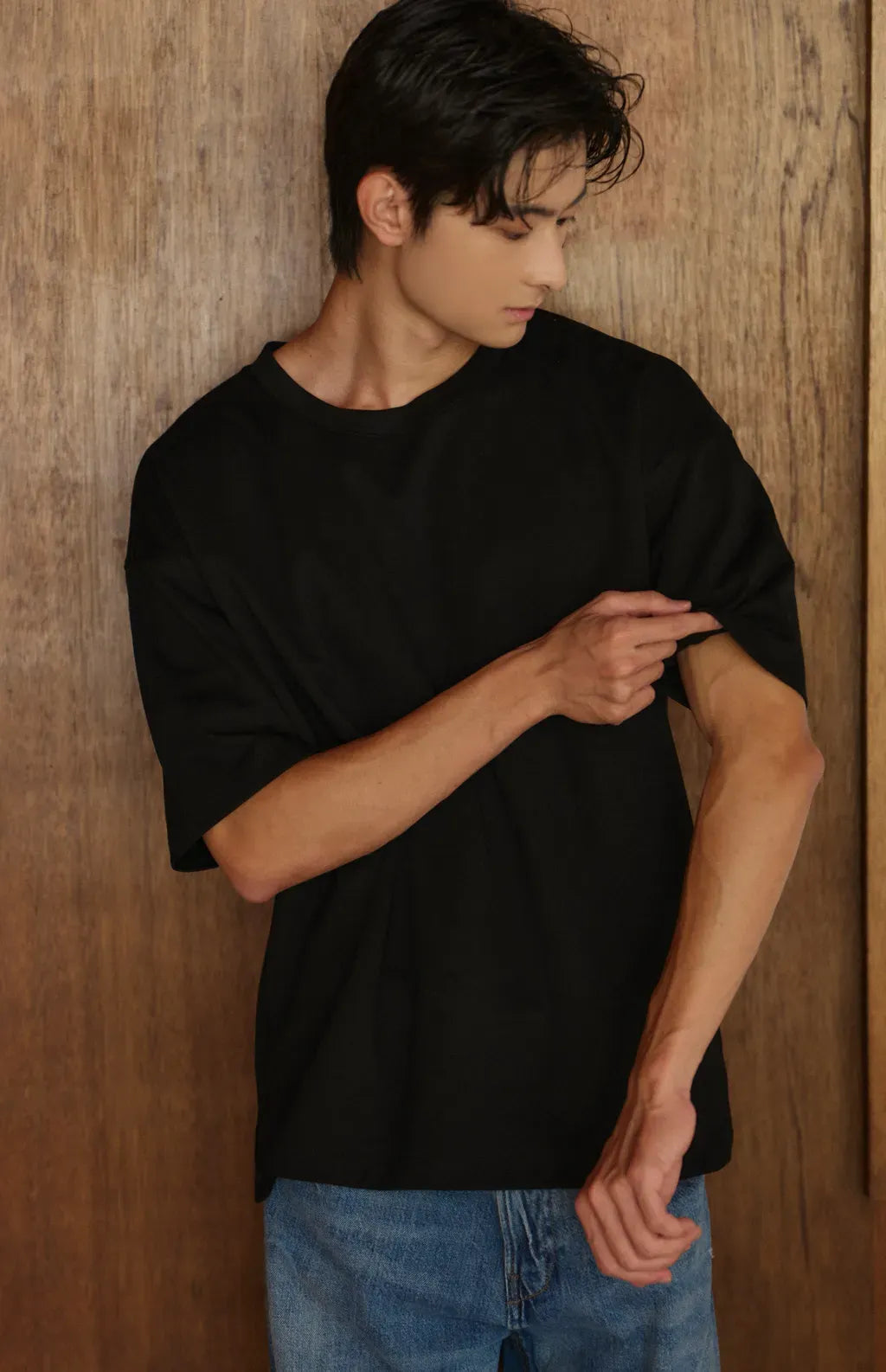 Crew Neck Blank T-shirt<br/>經典圓領挺版素T
