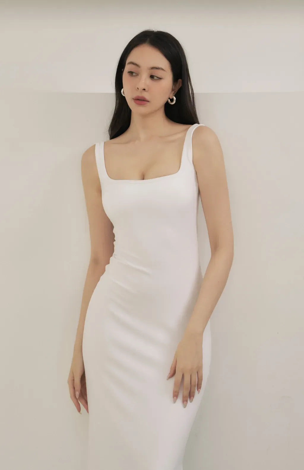 Full Coverage Backless Bra Dress<br/>心機美背遮副乳Bra Dress