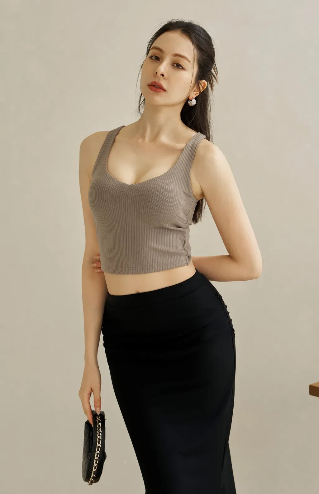 Rib Knit V-Neck Bra Top<br/>坑條V領美胸Bra Top