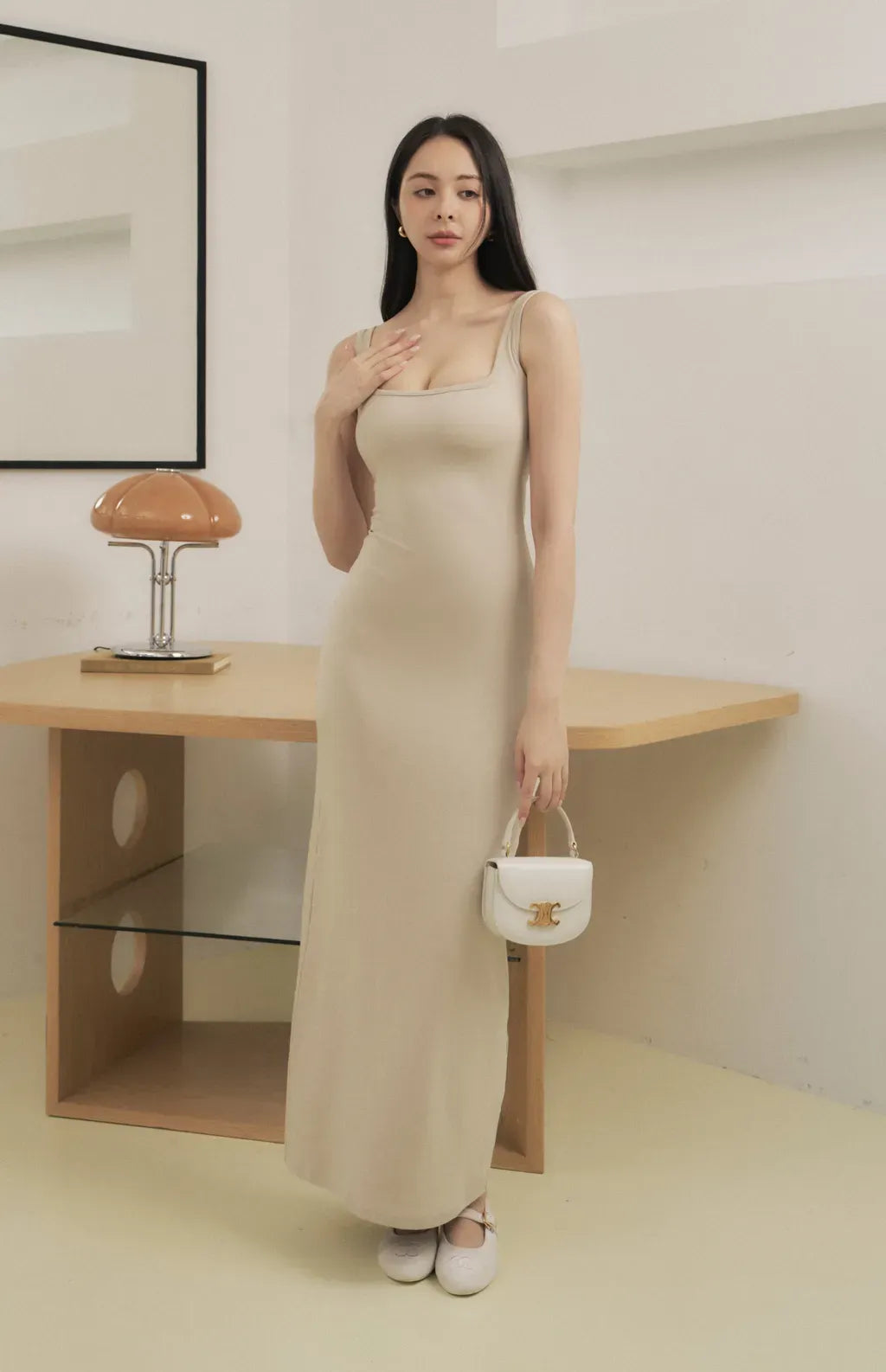 Full Coverage Backless Bra Dress<br/>心機美背遮副乳Bra Dress