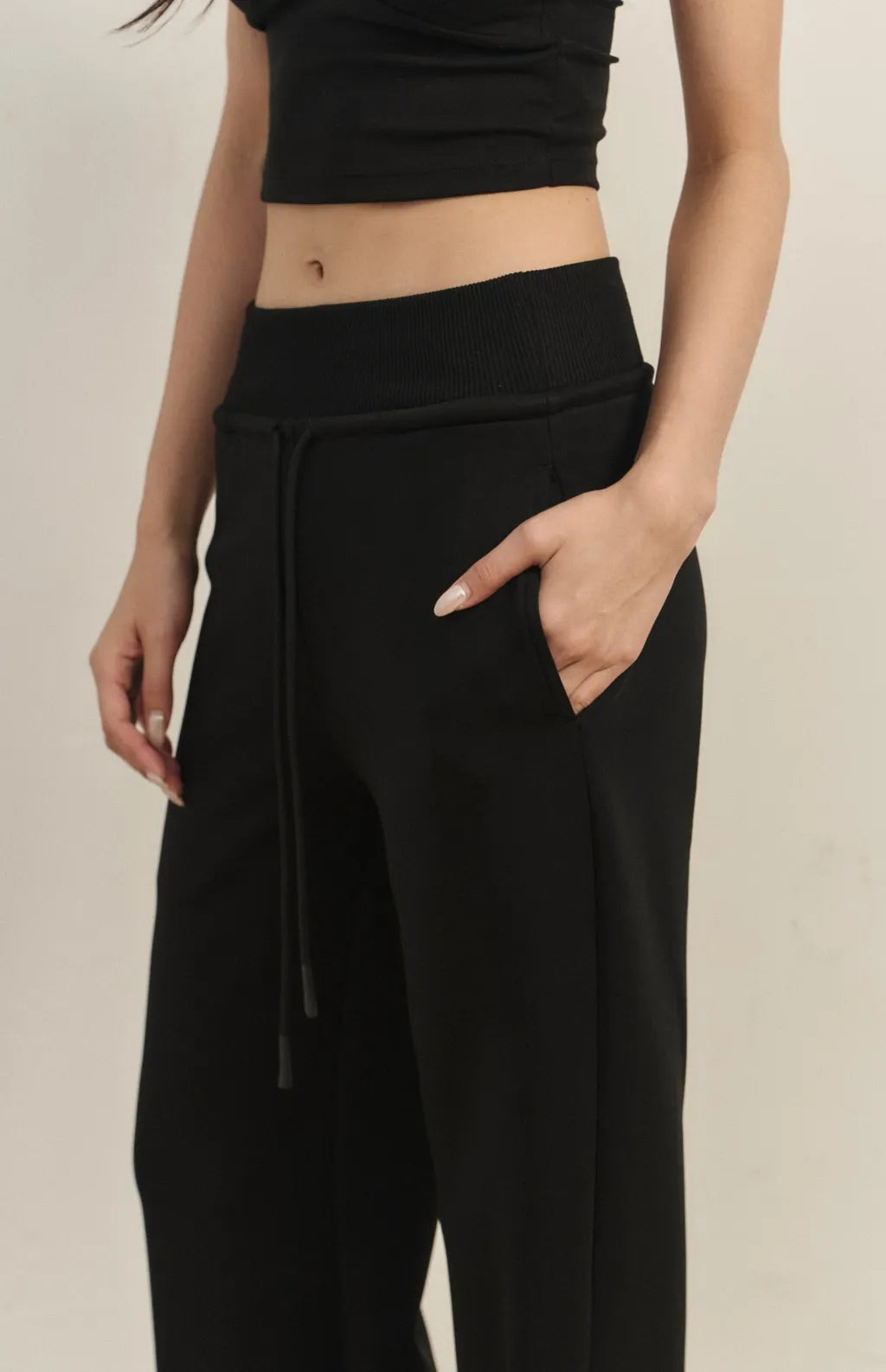Wide-Waist Drawstring Cotton Flared Pant<br/>寬腰抽繩太空棉喇叭褲
