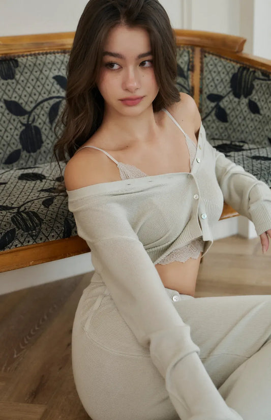 (預購) Mercerized Cotton Cardigan <br/>絲光針織修身鈕扣開衫 By Beigy - Milu