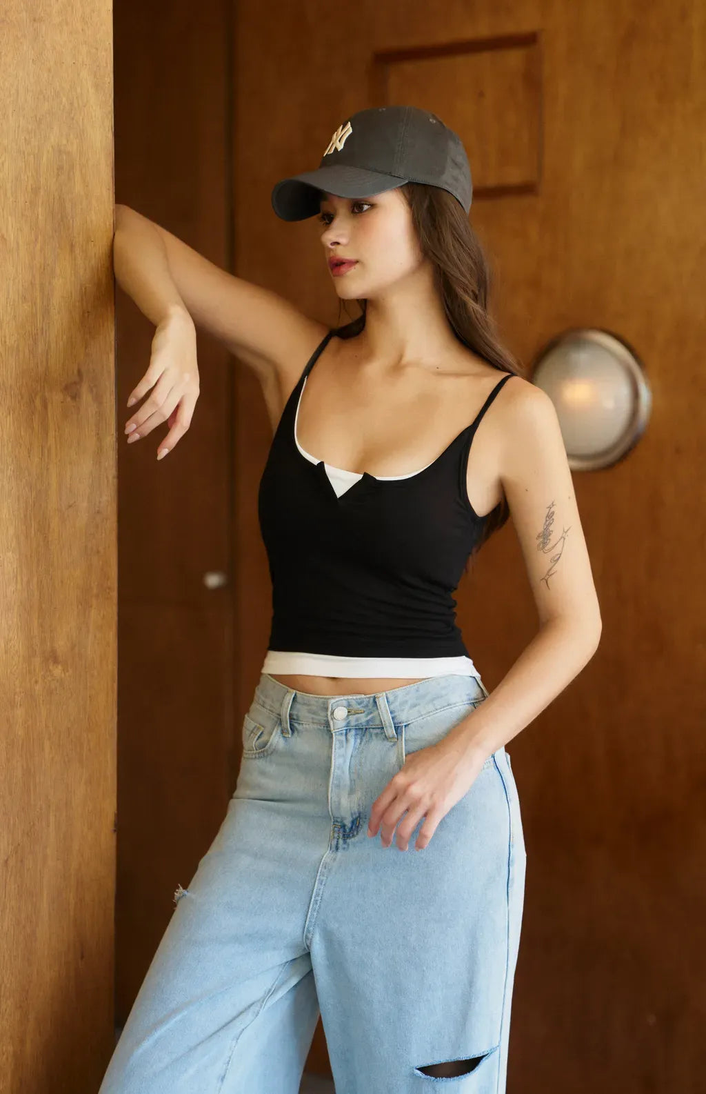 Slight V-Neck Two Piece Bra Top<br/>美式小V領假兩件Bra Top