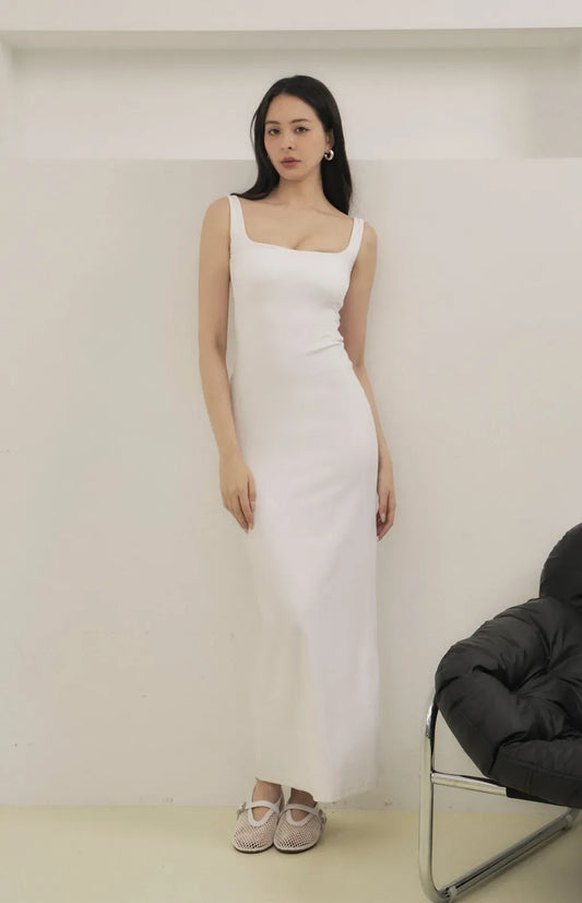 Full Coverage Backless Bra Dress<br/>心機美背遮副乳Bra Dress By Beigy - Milu