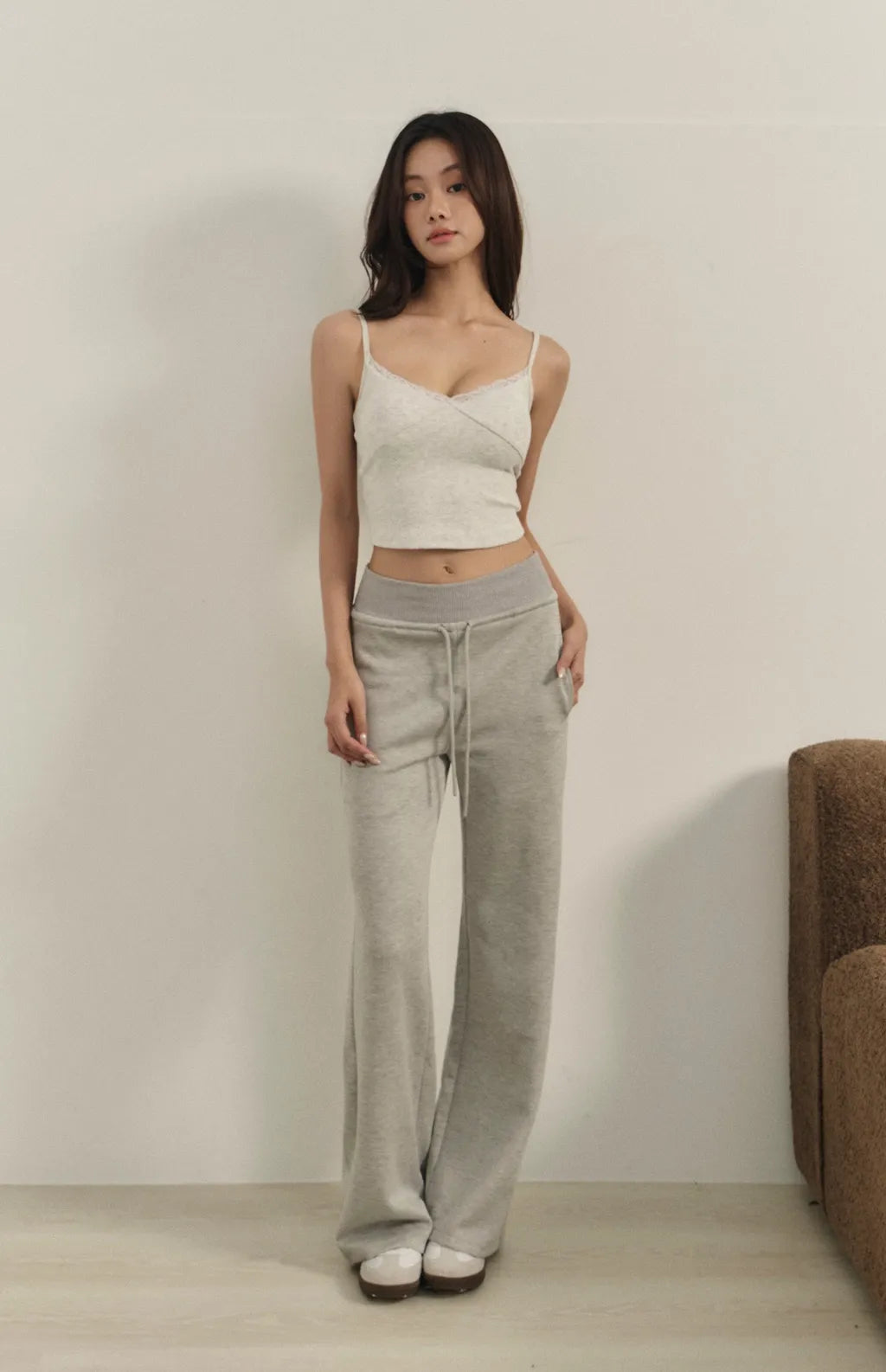 Wide-Waist Drawstring Cotton Flared Pant<br/>寬腰抽繩太空棉喇叭褲