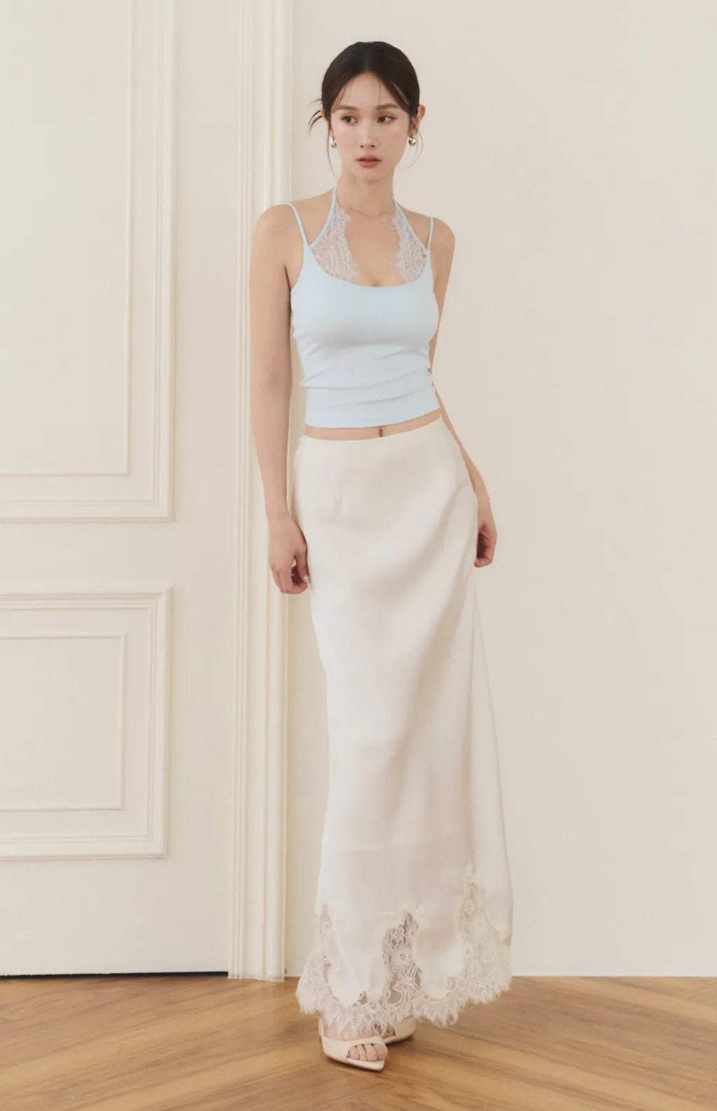 Layered Lace Halter Bra Top<br/>拼接蕾絲綁帶假兩件Bra Top
