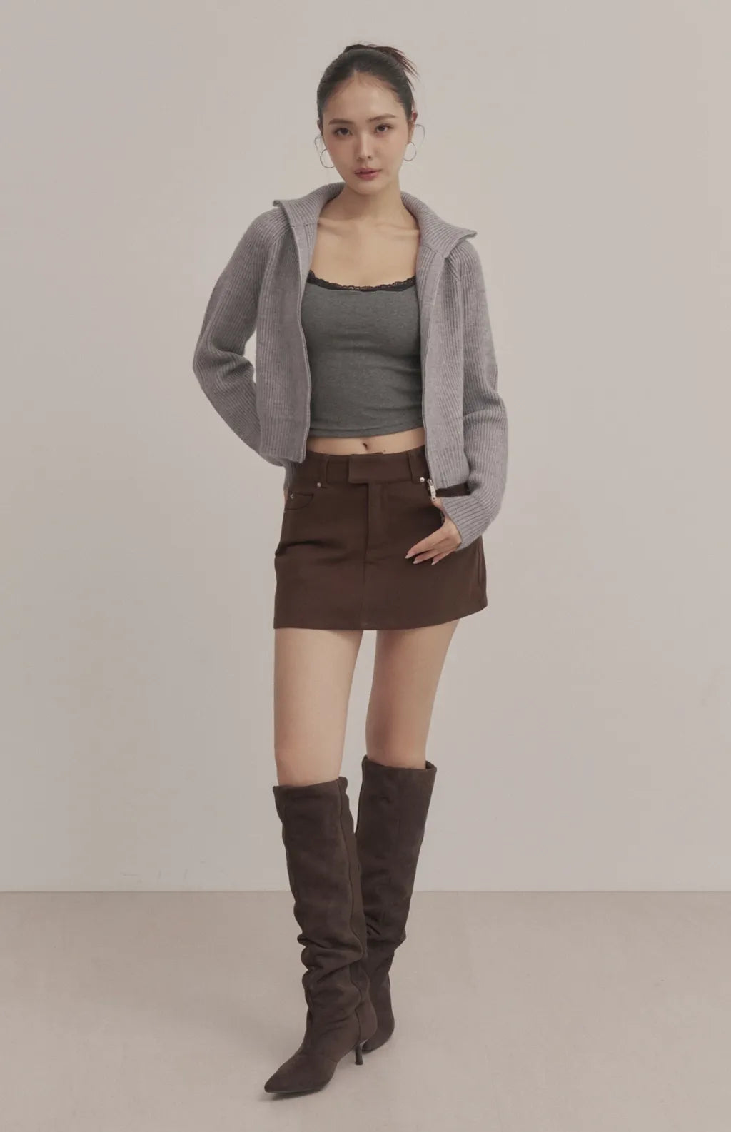 Contrast Lace Scoop-Neck Ribbed Bra Top<br/>羅紋撞色蕾絲U領Bra Top