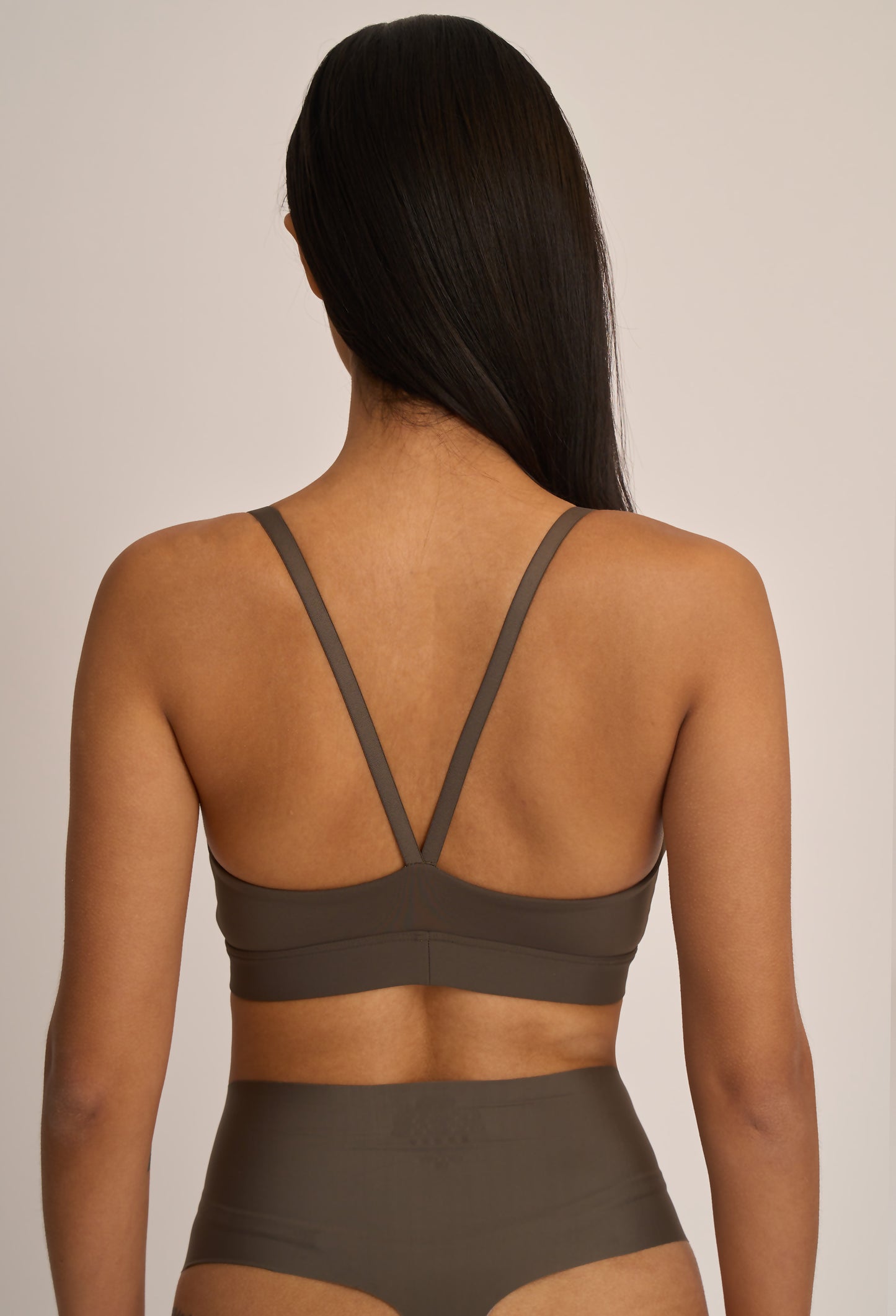 Essential Front Knot Bra Top (蝴蝶扭結) By mumm - Milu