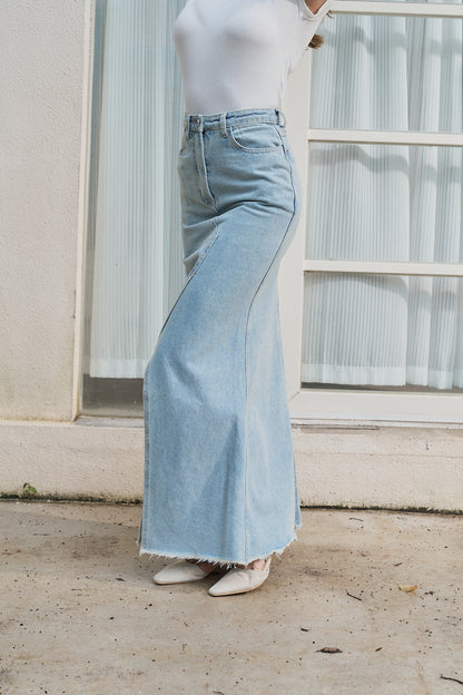 Flared Denim Skirt (時髦喇叭牛仔長裙)