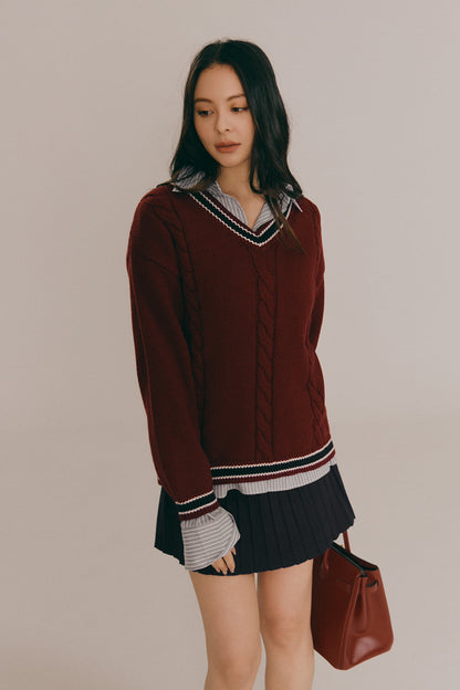 V-Neck Striped Contrast Color Sweater (寬鬆V領撞色毛衣)