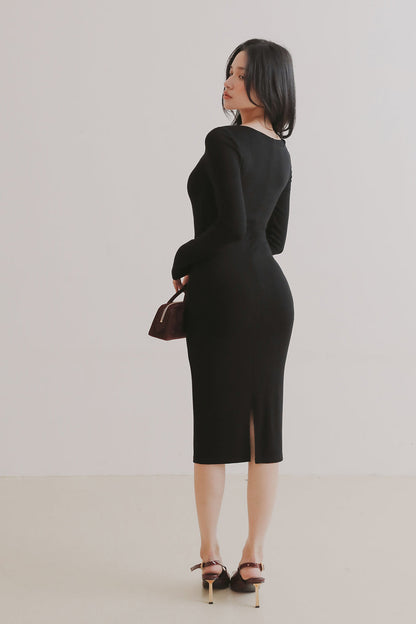 Elegant Rib Knit Long Sleeve Square Neck Calf-Length Bra Dress (一見鍾情羅紋長袖方領襯墊中長版洋裝)