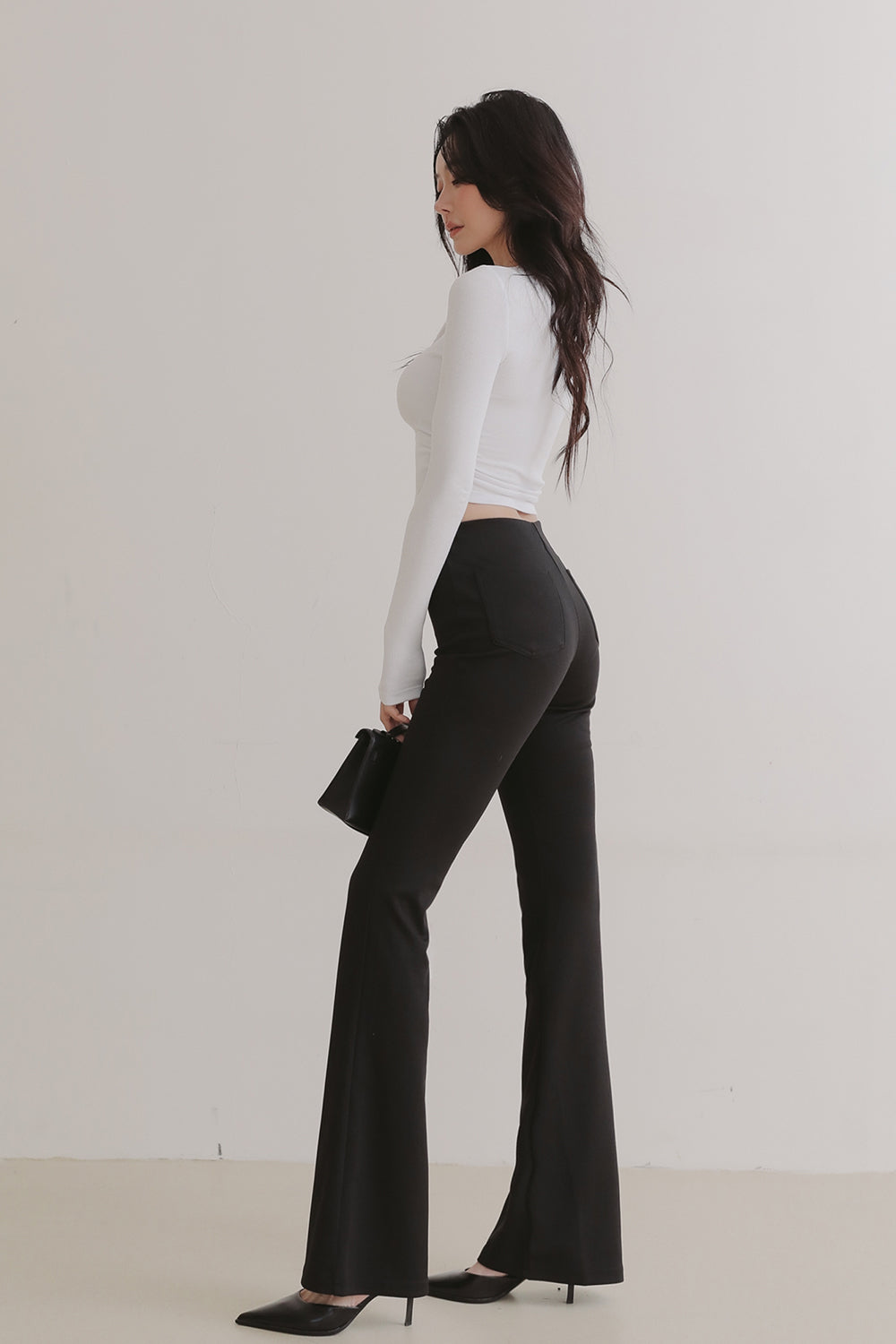 Elegant Rib Knit Long Sleeve Crop Top (一見鍾情羅紋側抓皺長袖上衣)