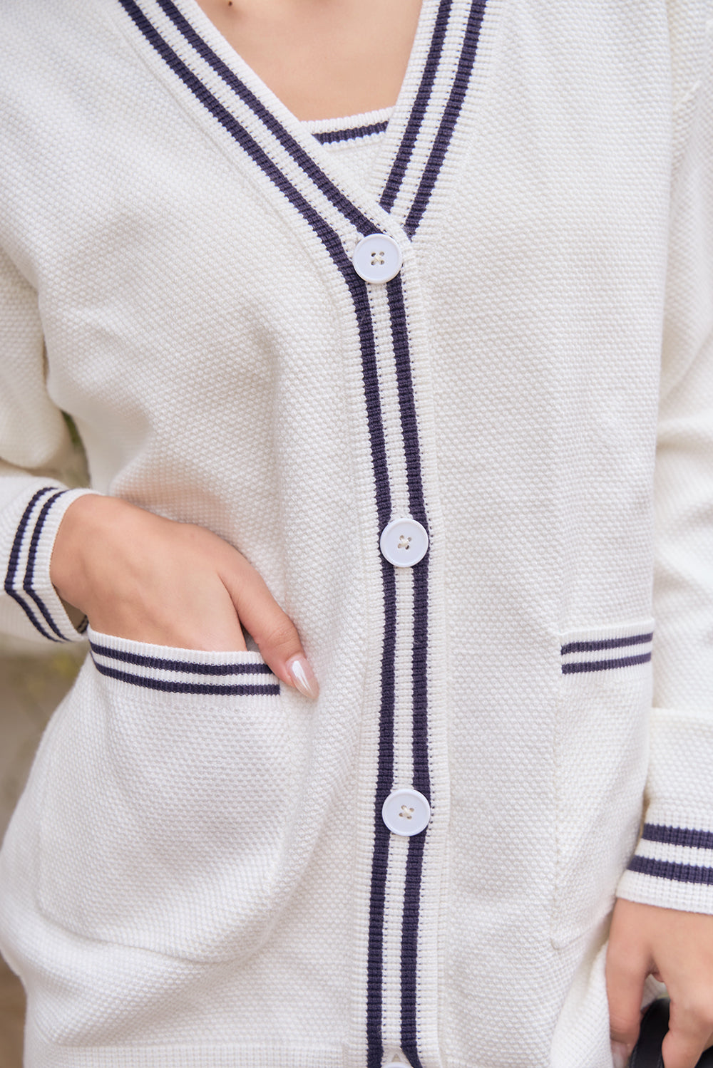 Afternoon Walk Knit Longline Button-Up Cardigan (菱格針織排釦中長版開襟外套) By mumm - Milu