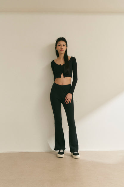 V-Waist Flare Pants (內磨毛秋款-V型腰瘦彈力微喇長褲)