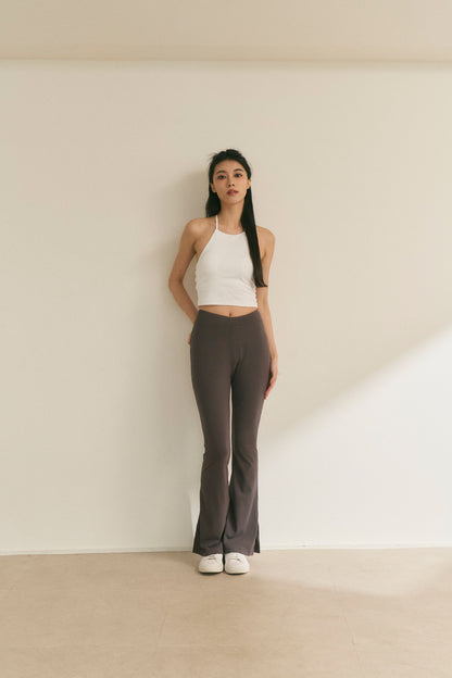 V-Waist Flare Pants (內磨毛秋款-V型腰瘦彈力微喇長褲)