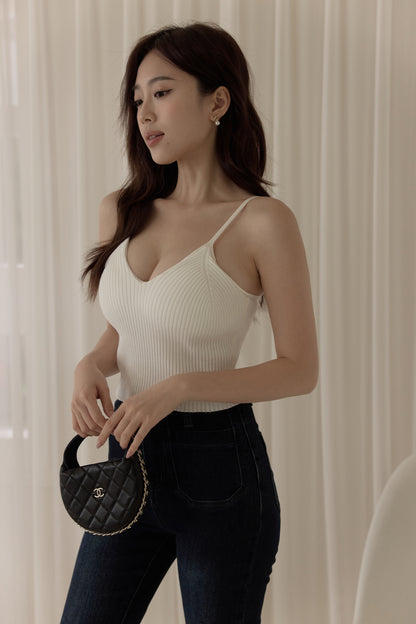 Knit Spaghetti Strap V-Neck Bra Top (細肩針織V領)