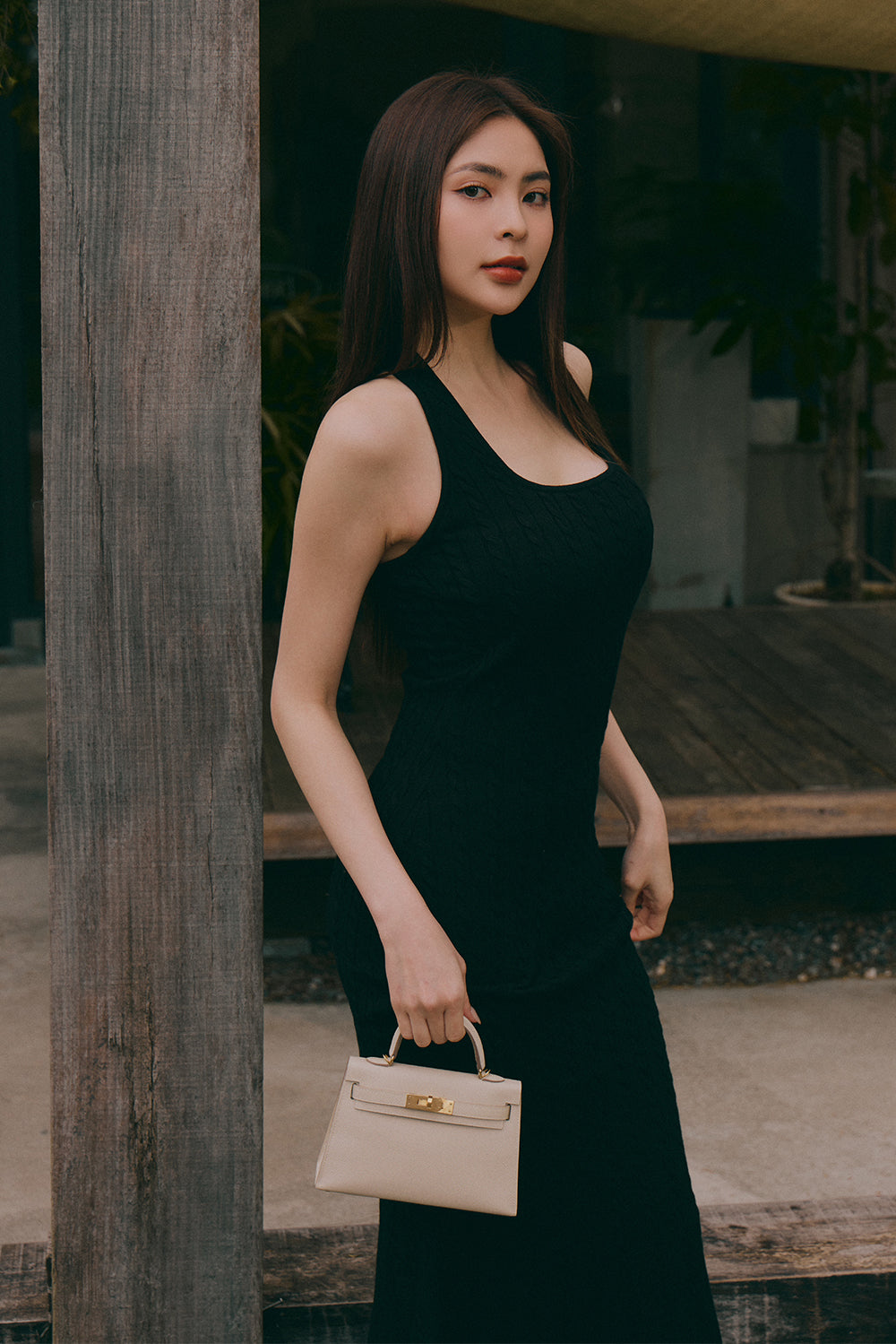 Afternoon Walk Knit Halter Fishtail Maxi Bra Dress <br/>午後漫步麻花繞脖魚尾襯墊長洋裝