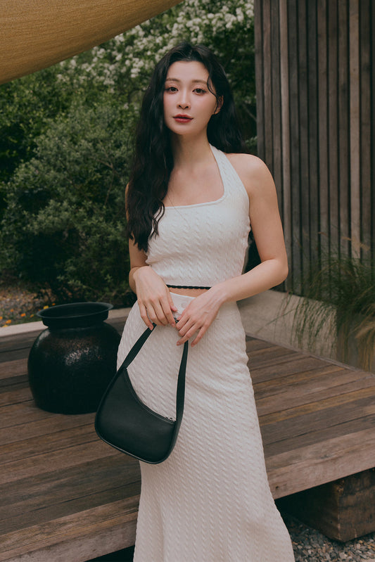 Afternoon Walk Knit Ripple Trim Halter Bra Top<br/>午後漫步麻花花邊繞脖BraTop