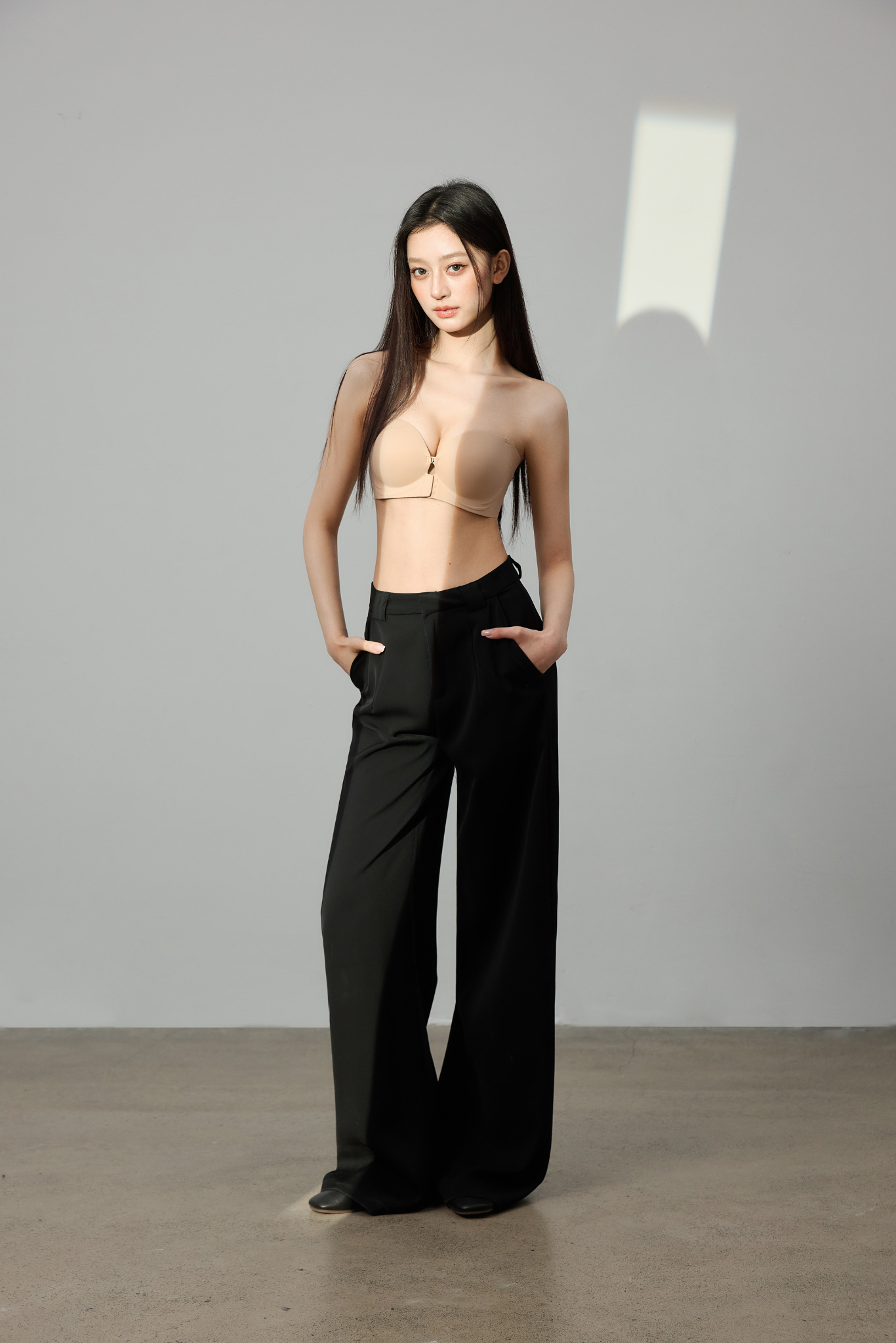 Push+ Up 2 Cup Front-Hook Bra<br/>爆溝+2 cup防滑前扣內衣