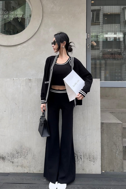 Afternoon Walk Knit Flared Pants (菱格針織喇叭褲) By mumm - Milu
