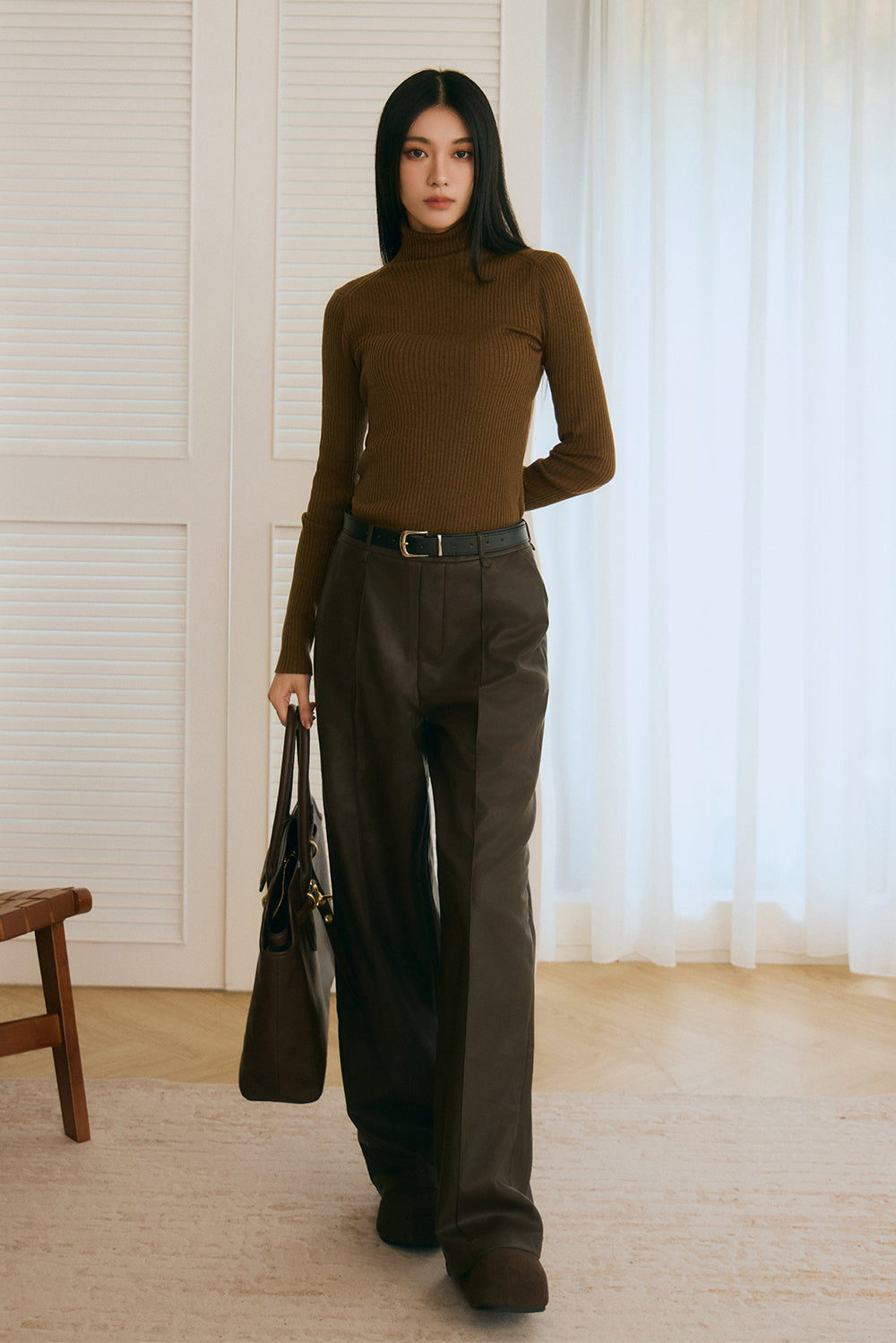 【預購】Faux Leather Wide-Leg Pants (皮革側拉鍊寬褲)