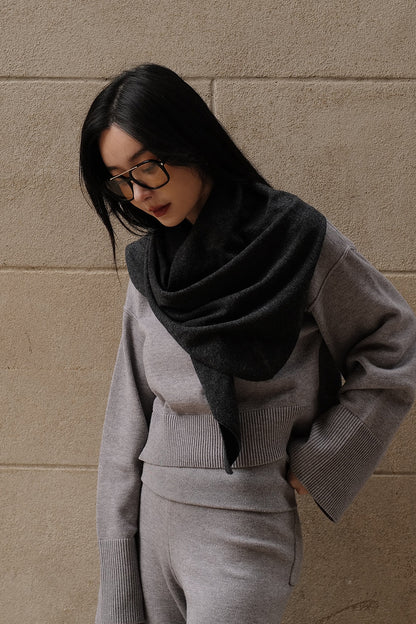 Wool Shawl Wrap (暖暖羊毛圍巾)