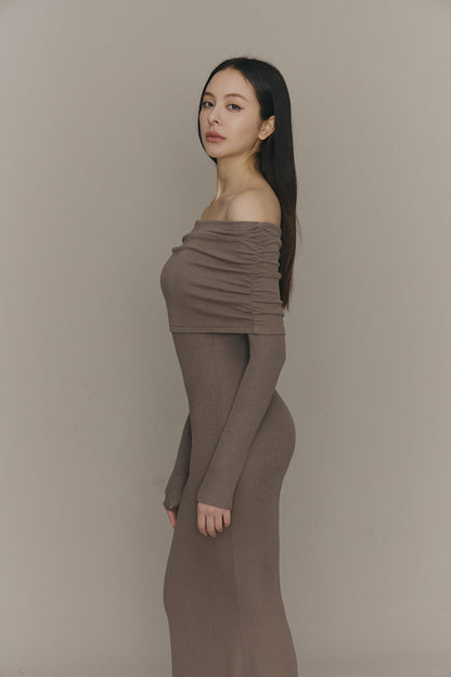 Elegant Rib Knit Fold Over Fishtail Maxi Bra Dress (一見鍾情羅紋翻領魚尾襯墊長洋裝)