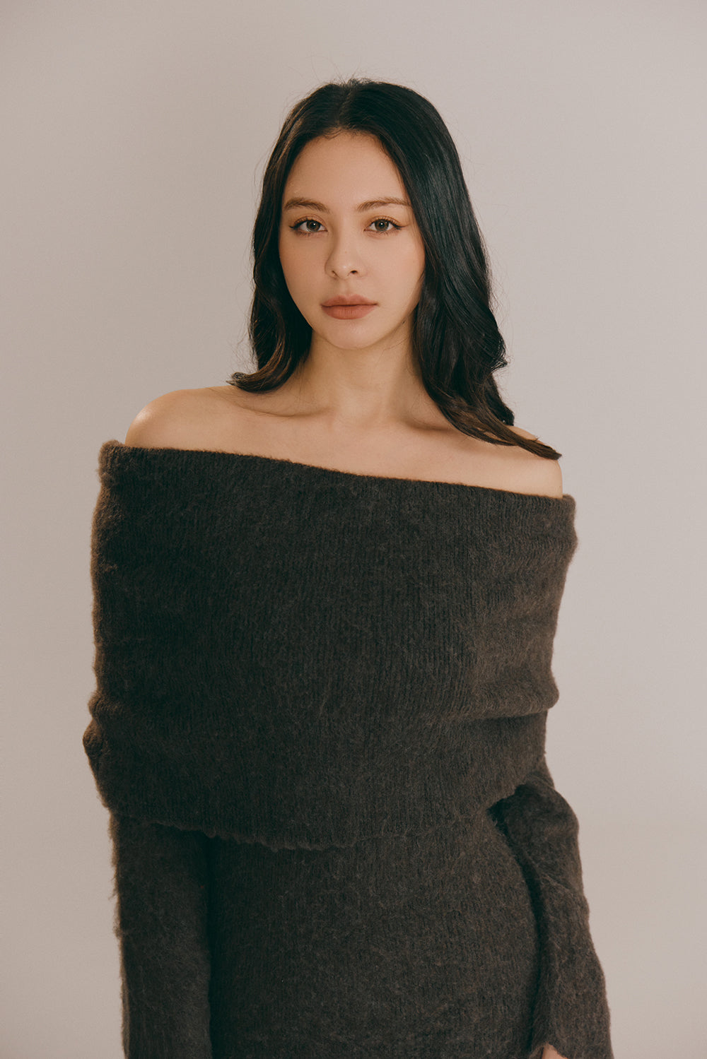 Fluffy Knit Off-The-Shoulder Dress (絨絨針織一字領長洋裝)