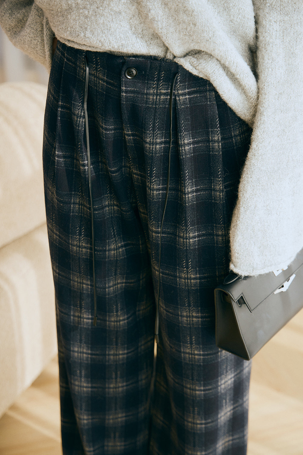 【預購】Elegant Tartan Bottoms (軟糯經典格紋寬褲)