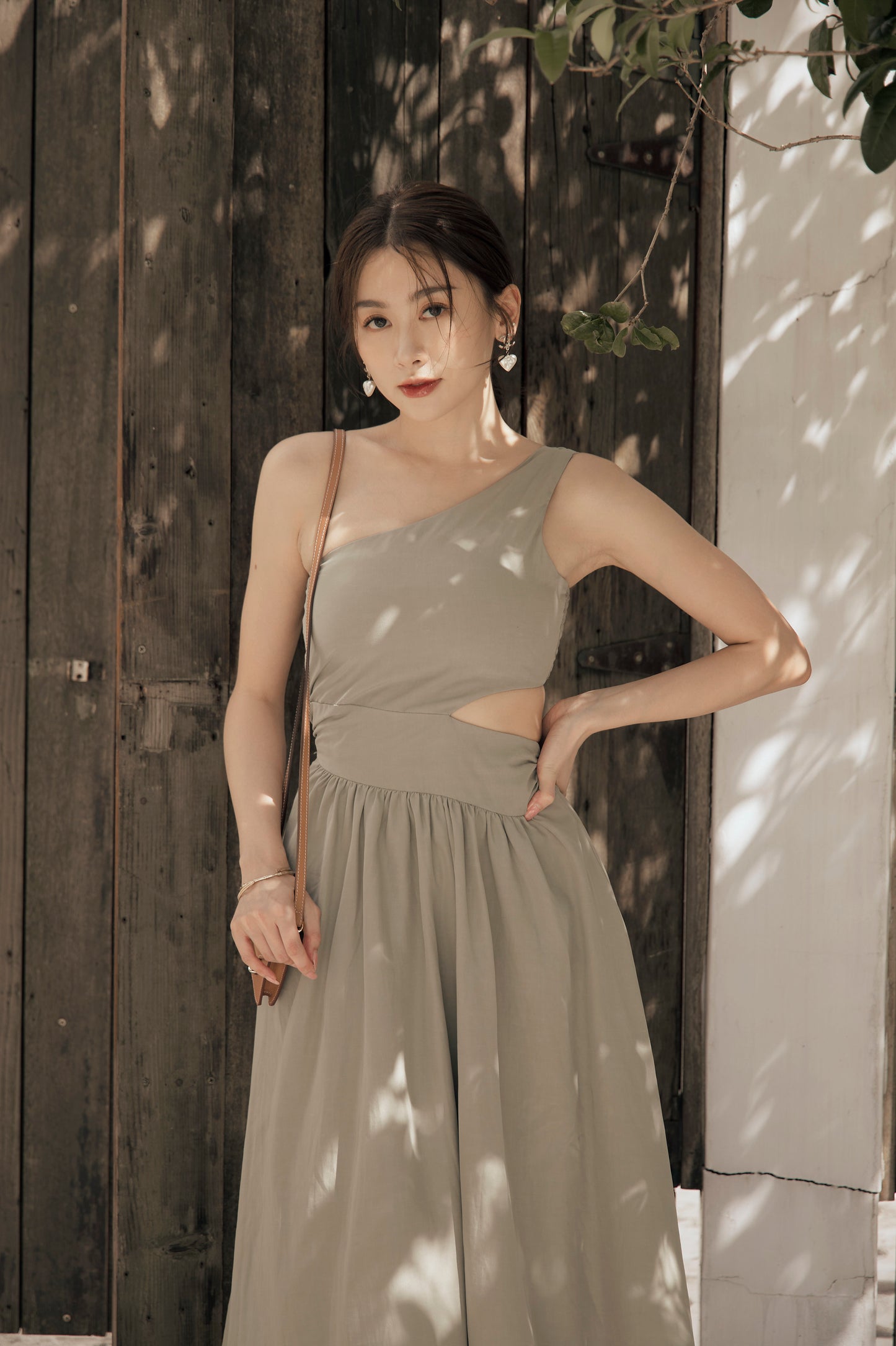 Cotton Linen One Shoulder Bra Dress (棉麻單肩側鏤空)