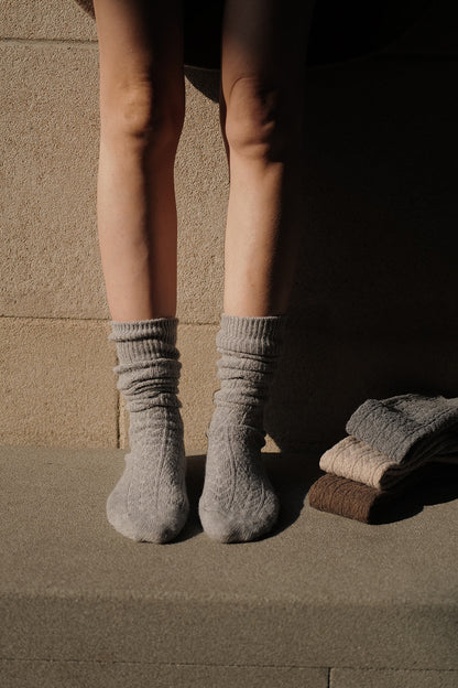 Warm Hug Wool Socks (暖暖羊毛長筒襪)