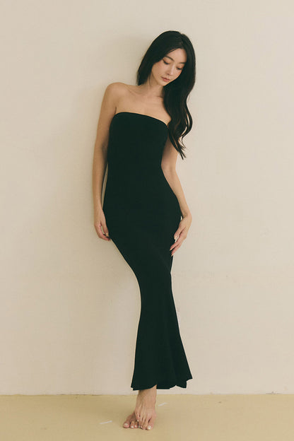 Elegant Rib Knit Strapless Bra Dress (羅紋平口襯墊長洋裝)