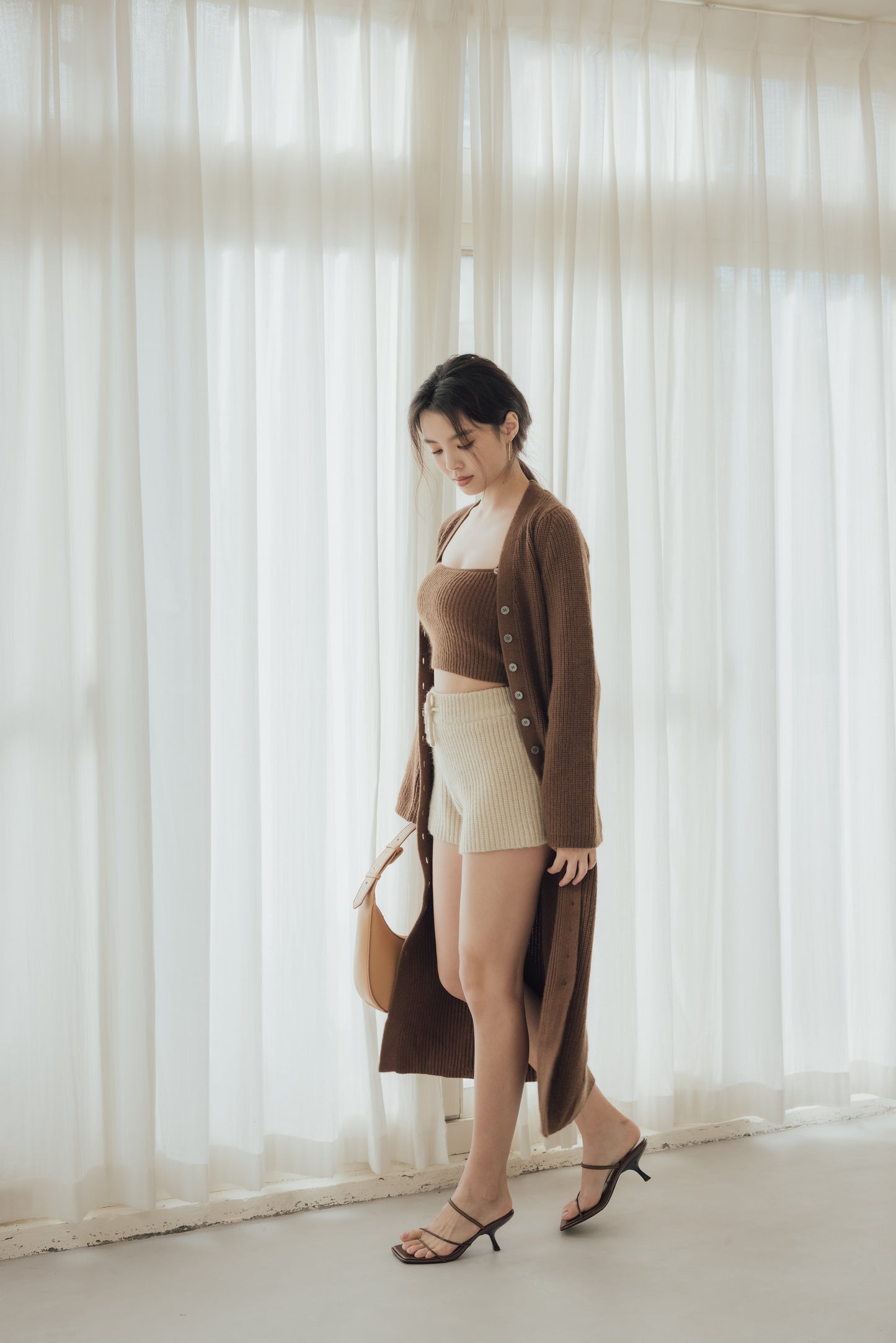 Wool Knit Long Cardigan (羊毛排釦罩衫)