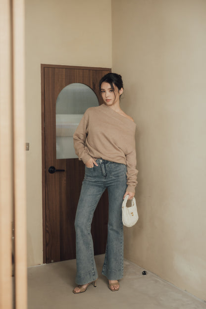 Wool Knit Off-Shoulder Sweater (羊毛一字領毛衣)