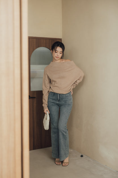 Wool Knit Off-Shoulder Sweater (羊毛一字領毛衣)