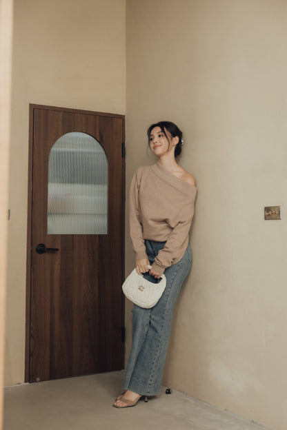 Wool Knit Off-Shoulder Sweater (羊毛一字領毛衣)