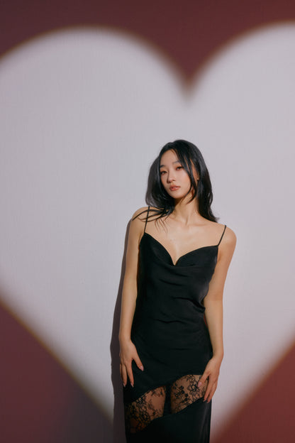 Crush On You Crepe Bra Dress (緞面蕾絲簍空綁帶)