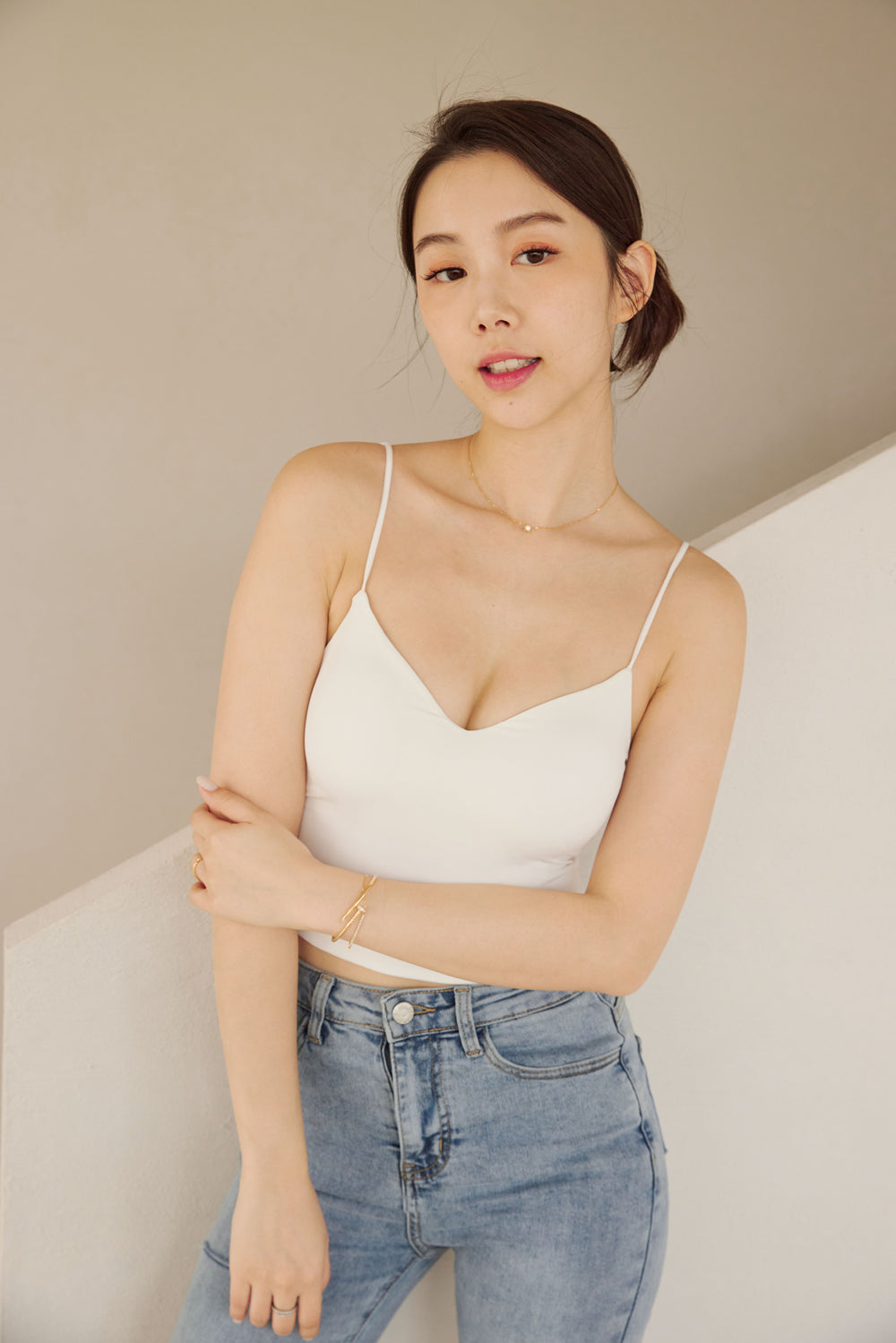 Cool Feeling V-neck Bra Top (爆乳涼感V領)