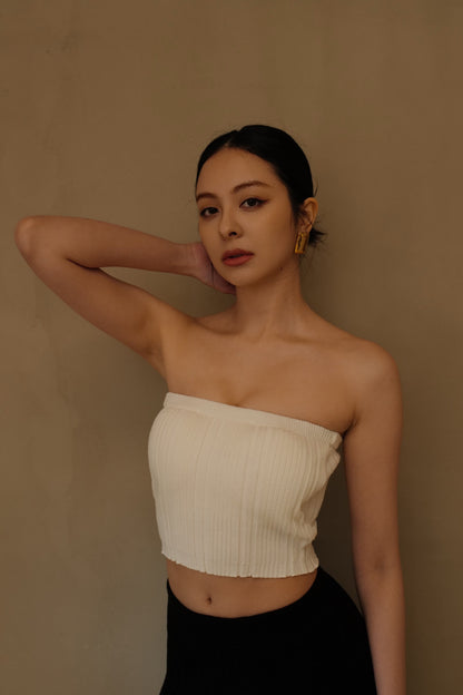 Wide Ribbed Knit Strapless Bra Top (坑條針織平口)