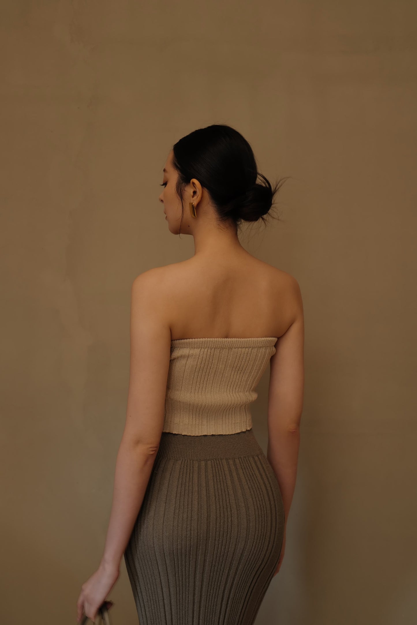 Wide Ribbed Knit Strapless Bra Top (坑條針織平口)