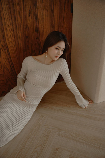 Knit Trumpet Sleeve Bra Dress (針織喇叭袖美背)