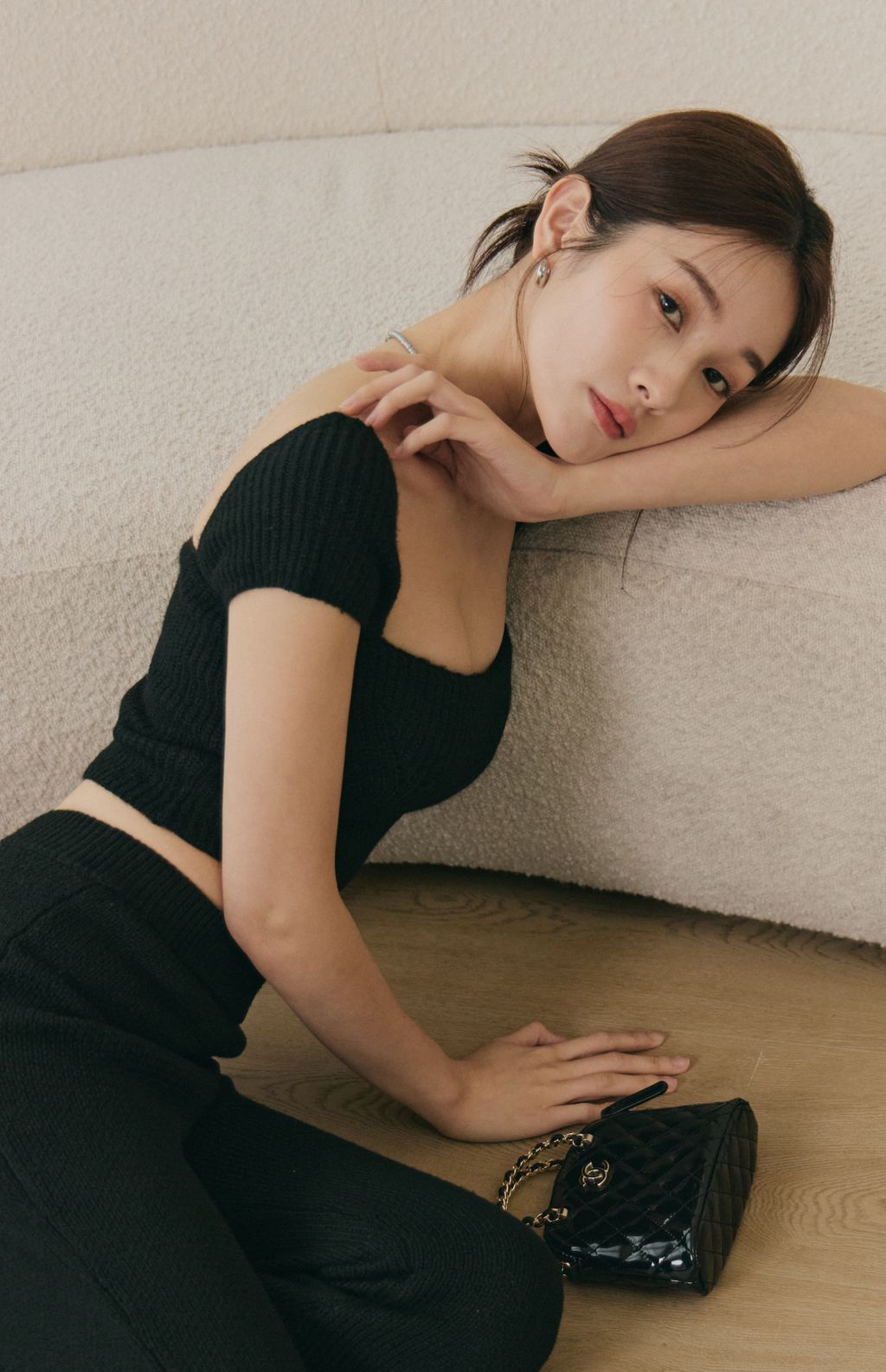 Wide Ribbed Rounded Neck Bra Top (美胸方領毛織Bra Top)