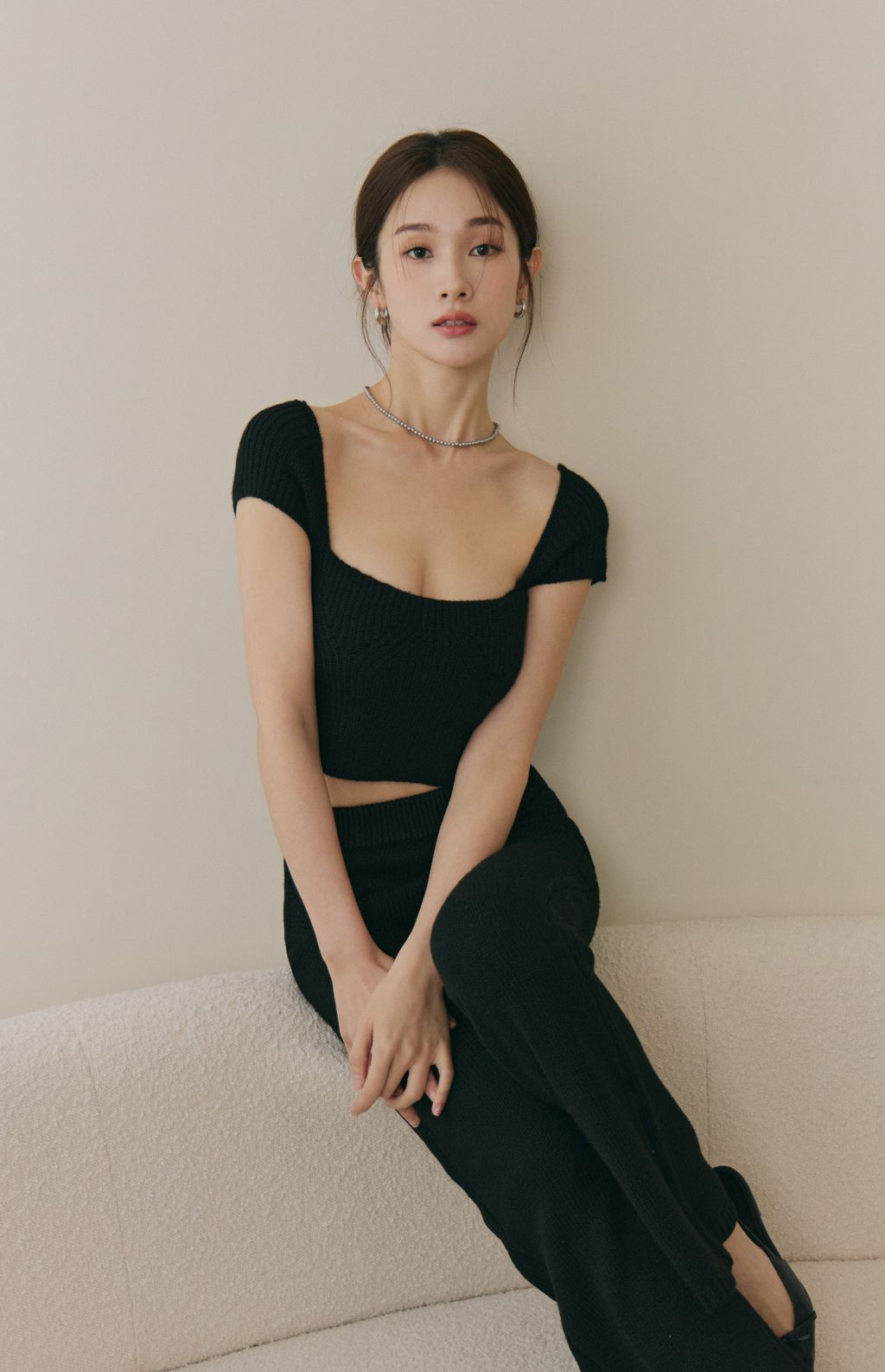 Wide Ribbed Rounded Neck Bra Top (美胸方領毛織Bra Top)