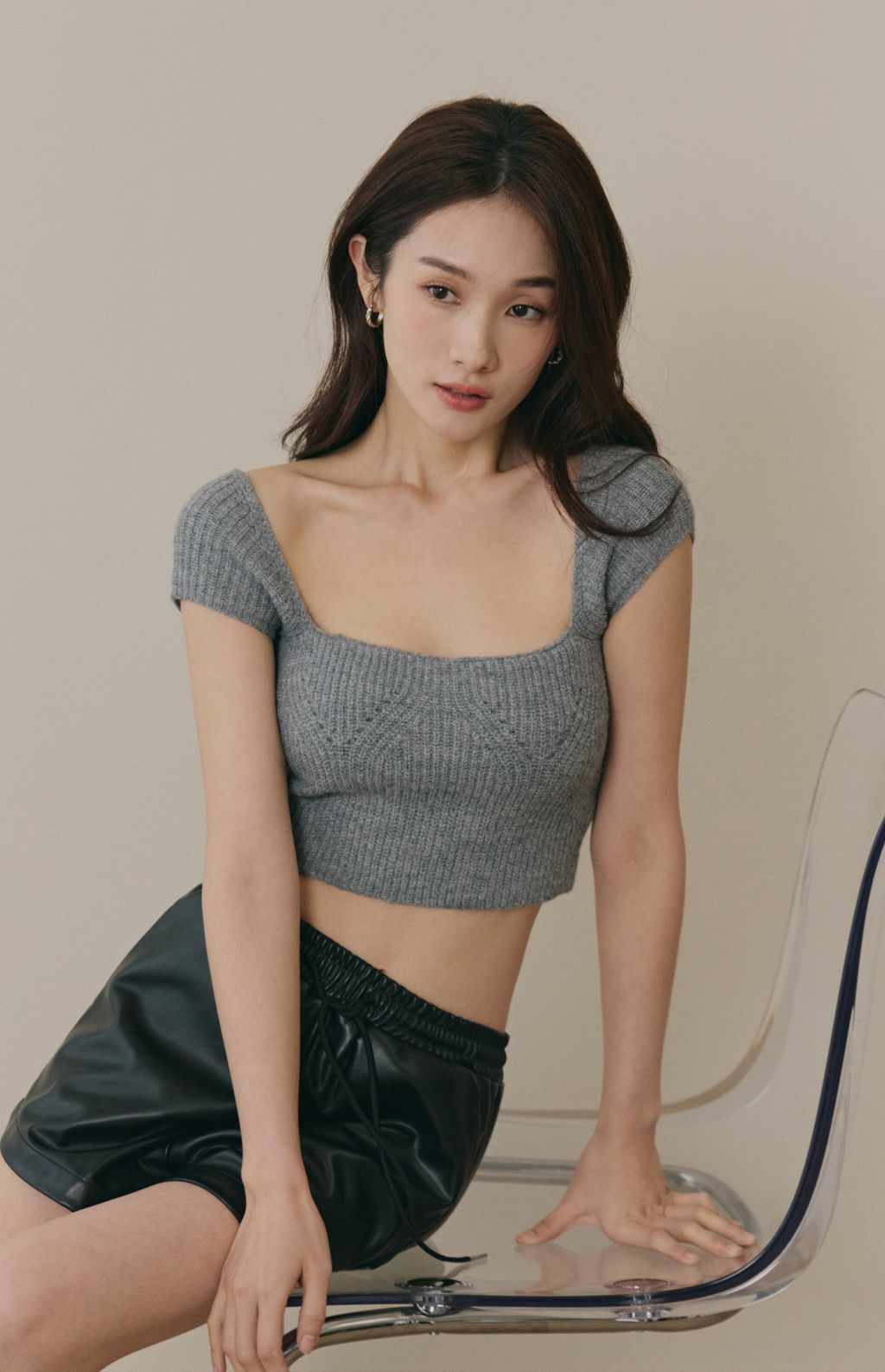 Wide Ribbed Rounded Neck Bra Top (美胸方領毛織Bra Top)