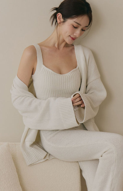 Soft Skin V-Neck Cardigan (親膚粗針V領外套)