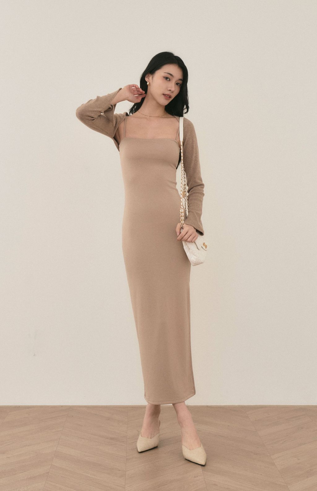 Slimming Spaghetti Strap Bra Dress (平口細肩修身Bra Dress) By Beigy - Milu