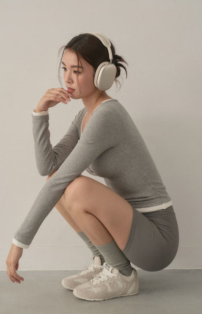 Front Button Long Sleeve Two-Piece Bra Top<br/>可開釦假兩件Bra Top