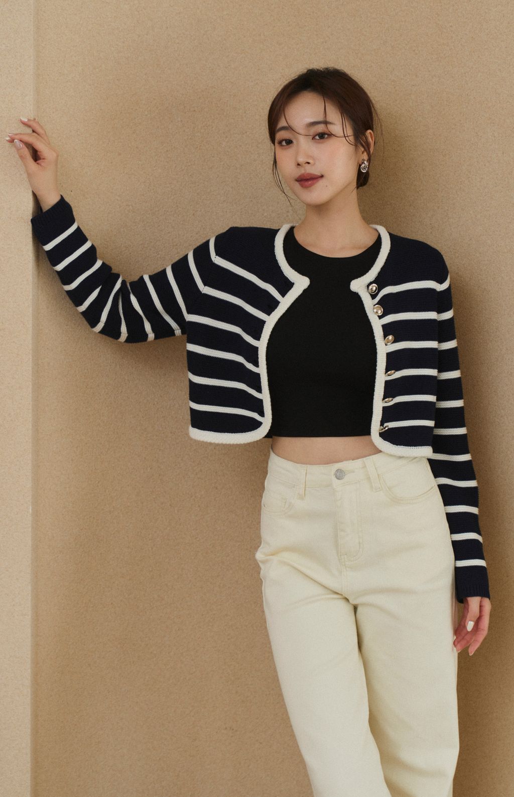 Cropped Rib Knit Cardigan<br/>法式圓襬包邊針織外套