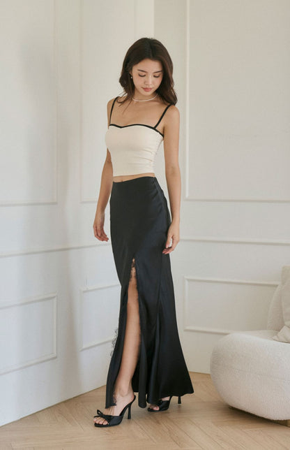 Satin Lace Slit Long Skirt<br/>緞面拼接蕾絲開衩長裙